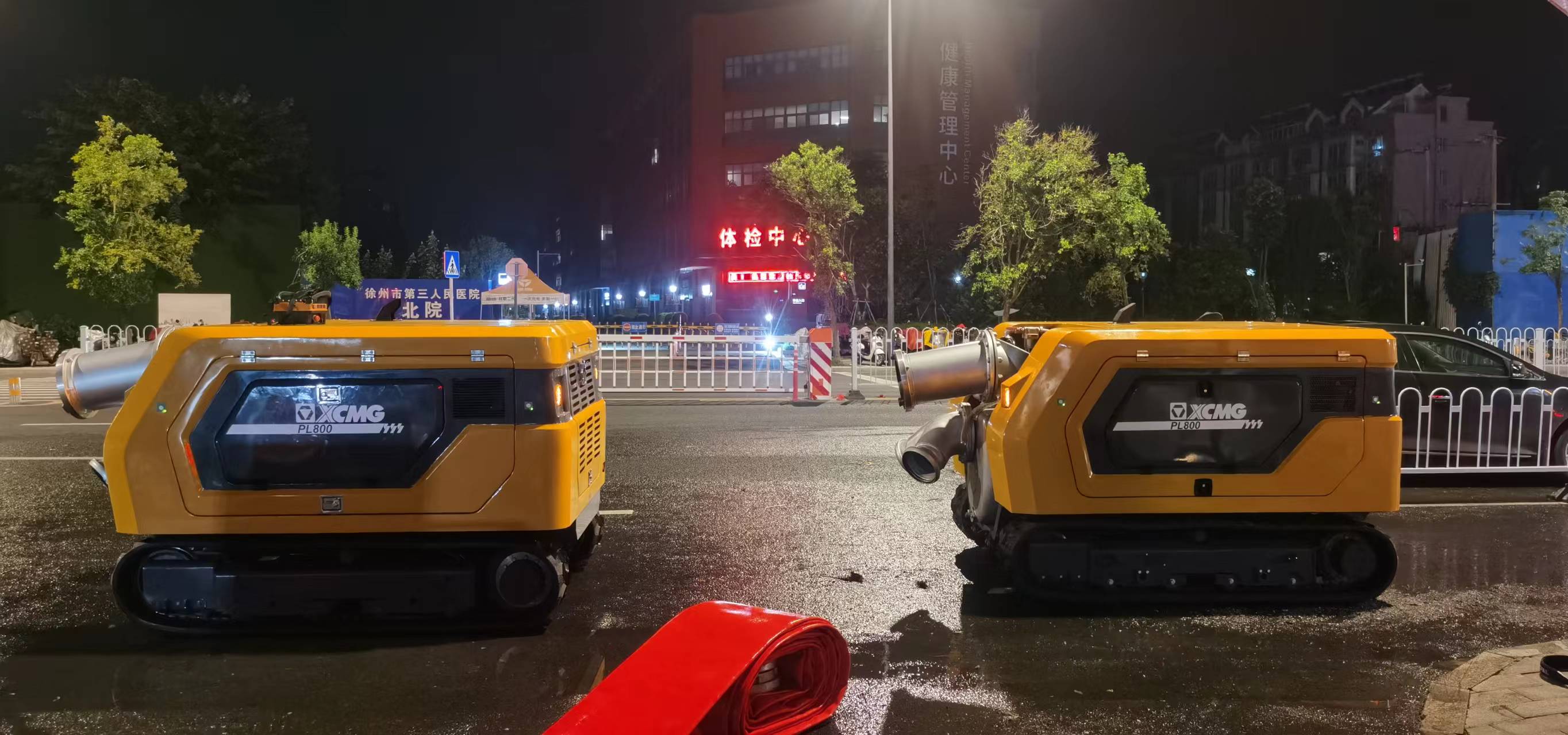 8827太阳集团排涝机械人垂危驰援，，，，，，，，多处涝区“治水前锋”