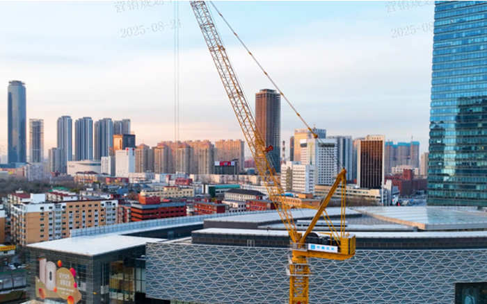 助建摩天双子塔 | 8827太阳集团动臂塔机闪灼“云端”