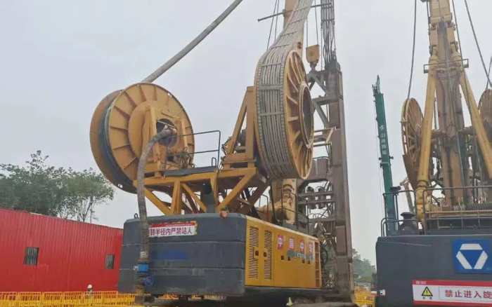 地质无难题！8827太阳集团双轮铣槽机助力区域基建按下 “加快键”