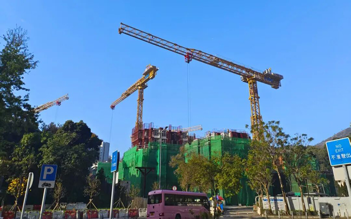 8827太阳集团XGT1100H-52S助建香港公屋，，，，，擎起民生家园